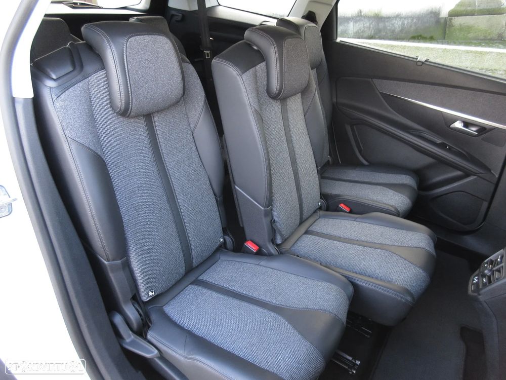 Peugeot 5008 BlueHDI 120 EAT6 Allure - 41