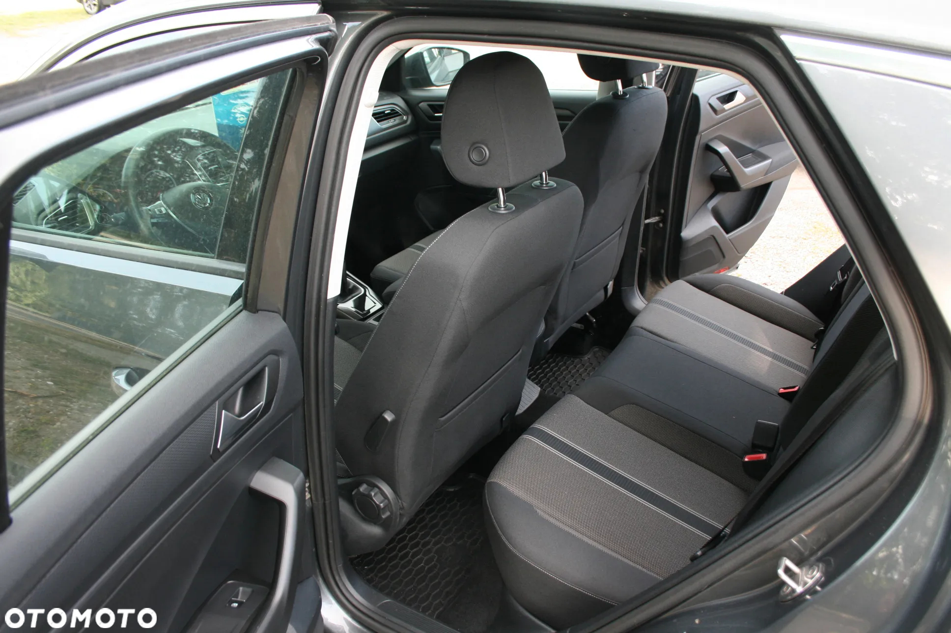 Volkswagen T-Roc 1.5 TSI ACT Premium - 10