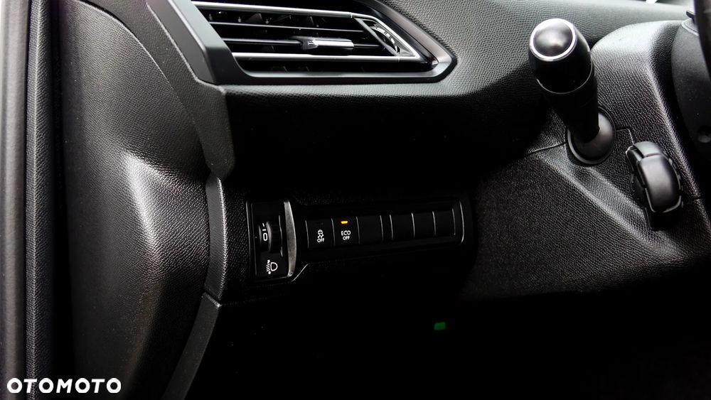 Peugeot 308 - 3