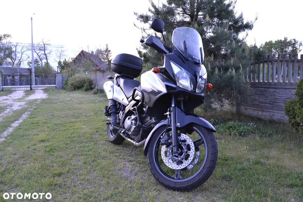 Suzuki V-STROM - 7