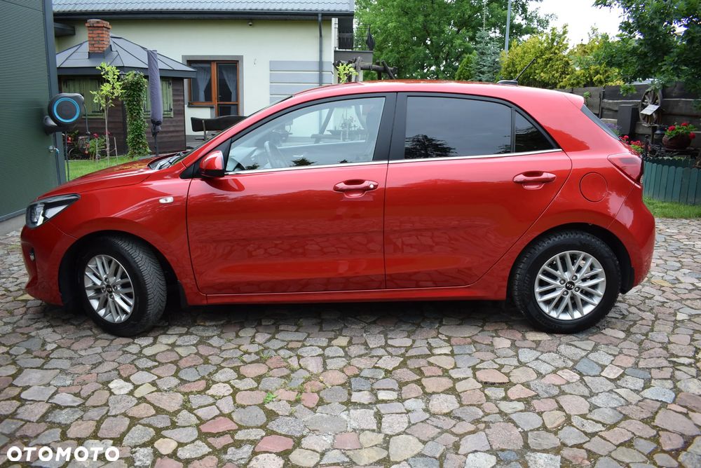 Kia Rio - 7