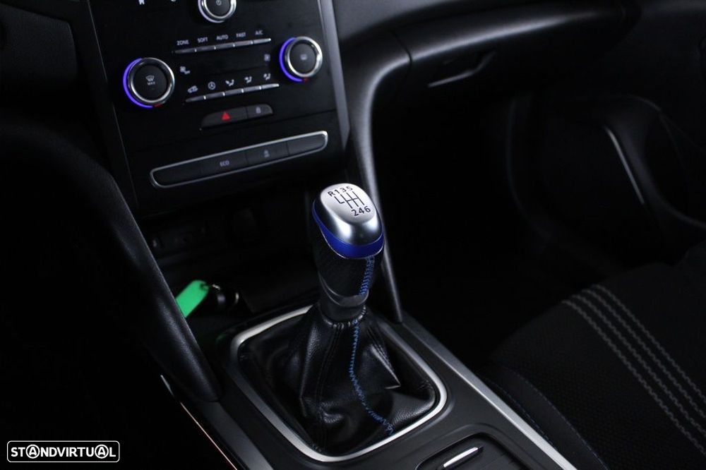 Renault Mégane 1.5 Blue dCi GT Line - 31