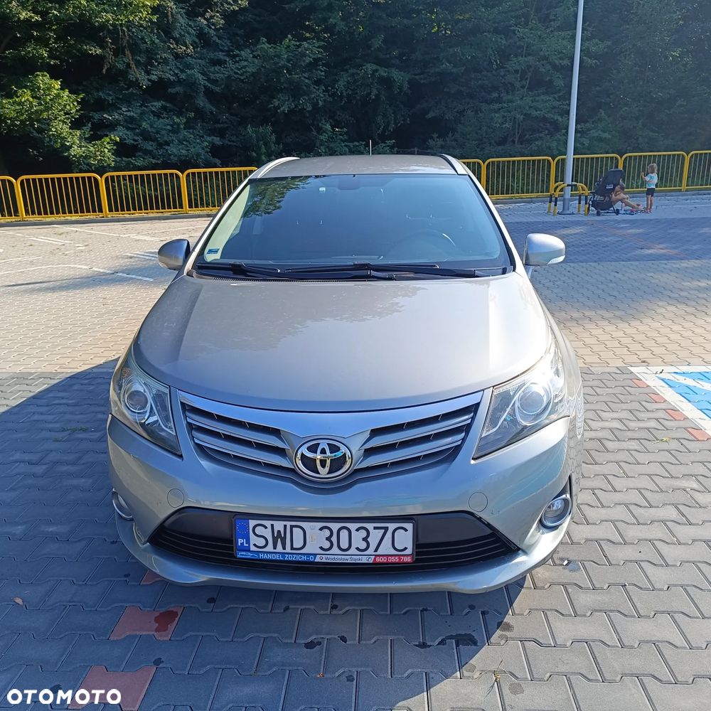 Toyota Avensis 2.0 D-4D Comfort - 7
