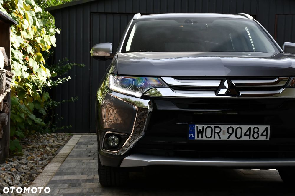 Mitsubishi Outlander - 5