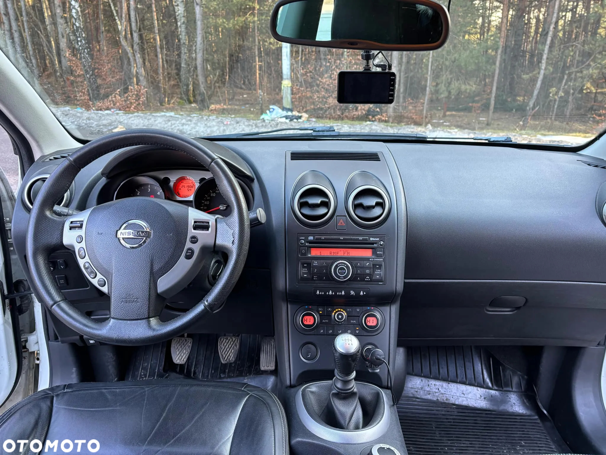 Nissan Qashqai 2.0 dCi 4x4 Tekna - 11