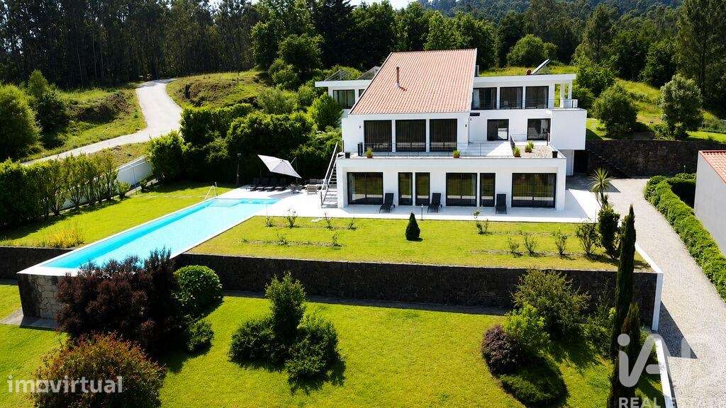 Casa / Villa T5 em São Pedro d'Arcos de 326 m2 - Grande imagem: 2/40