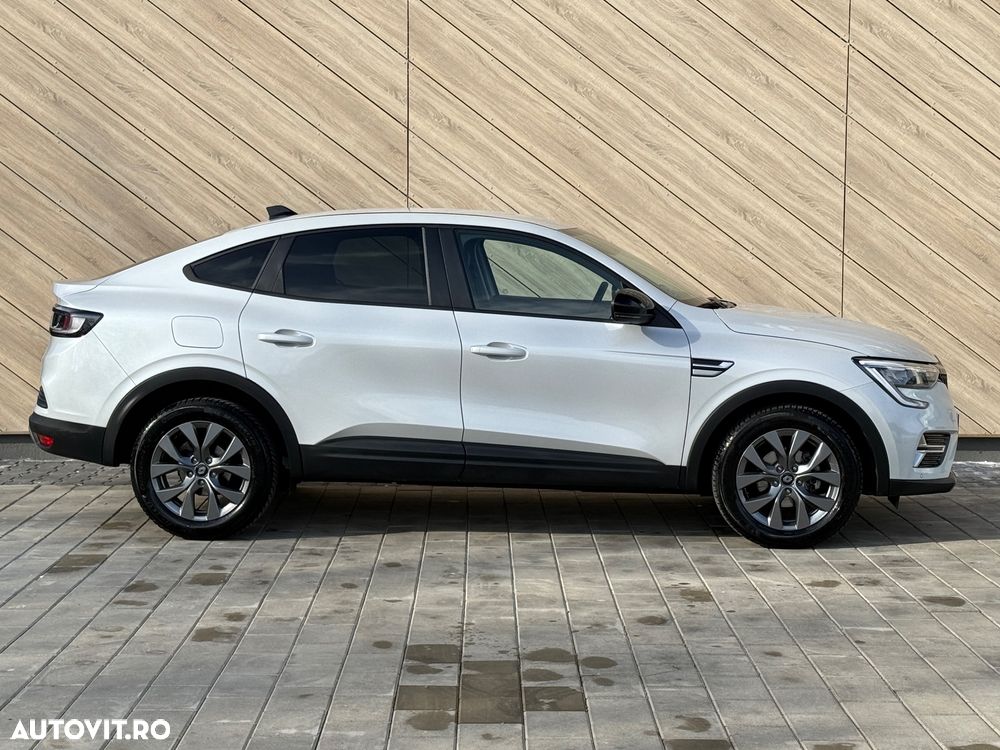 Renault Arkana MHEV 140 EDC Techno - 10