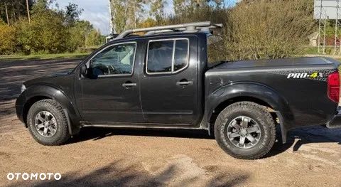 Nissan Frontier - 1