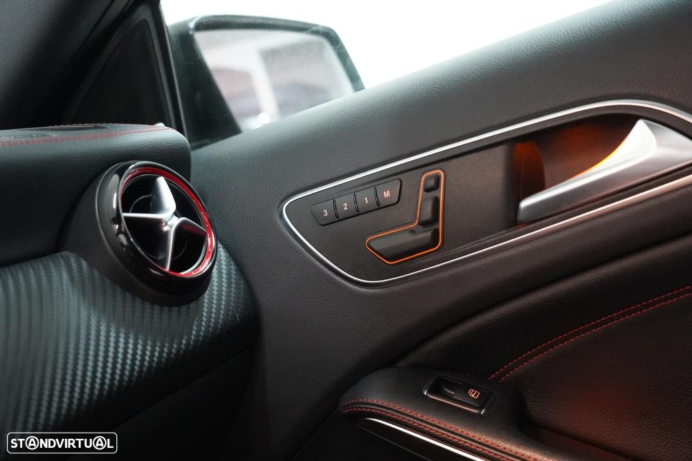 Mercedes-Benz A 45 AMG 4-Matic - 19