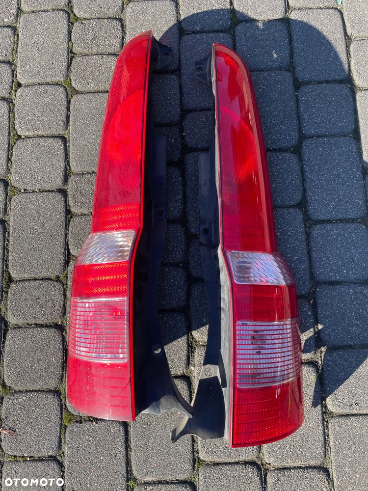 FIAT PANDA II KLAPA LAMPA TYŁ TYLNA prawa 695 - 4