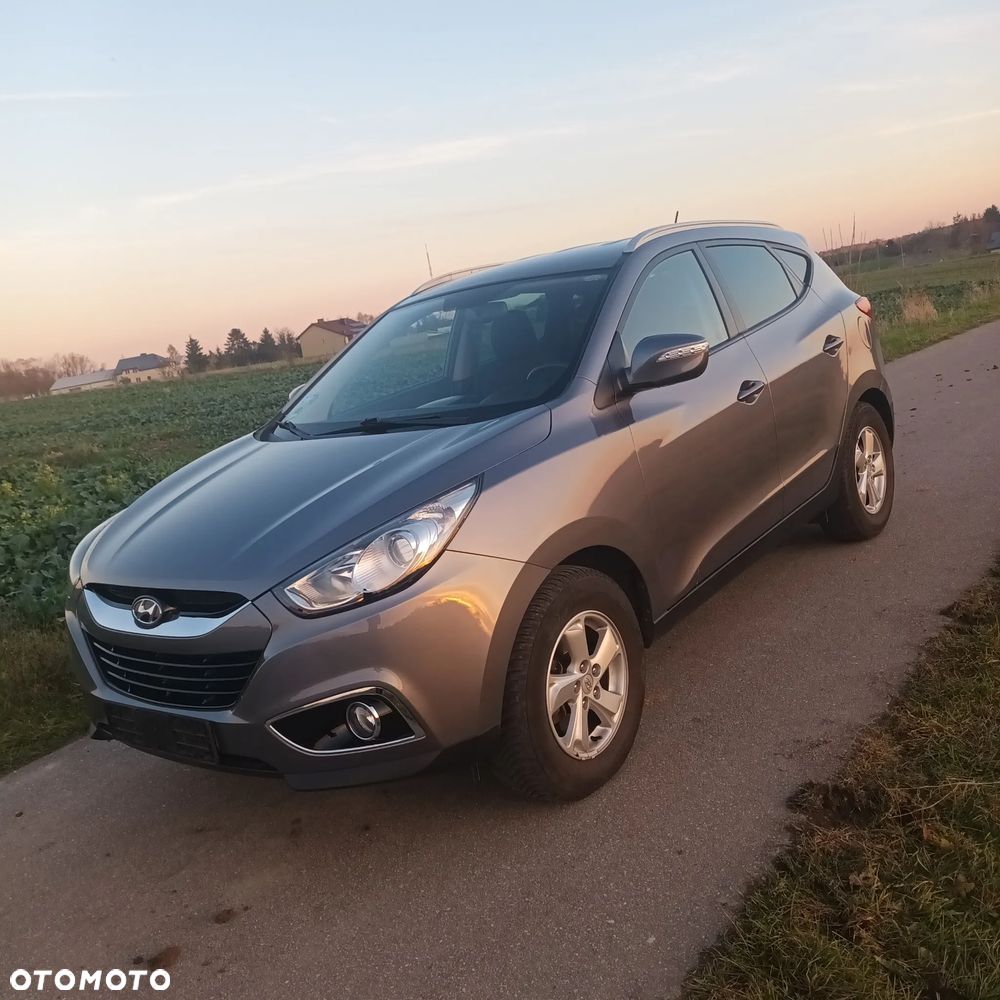 Hyundai ix35 1.6 2WD UEFA EURO 2012 Edition - 2