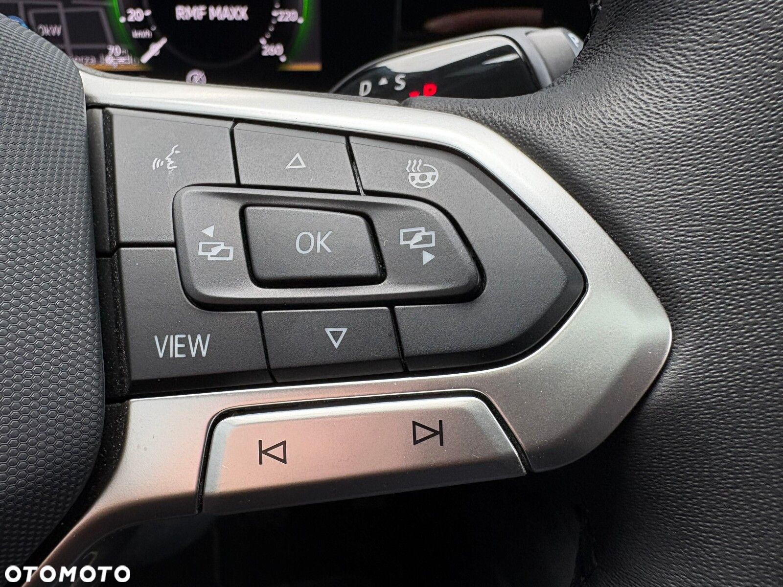 Volkswagen Passat - 28