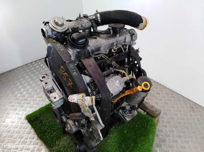 MOTOR COMPLETO VOLKSWAGEN GOLF IV 1997 -AGR - 2