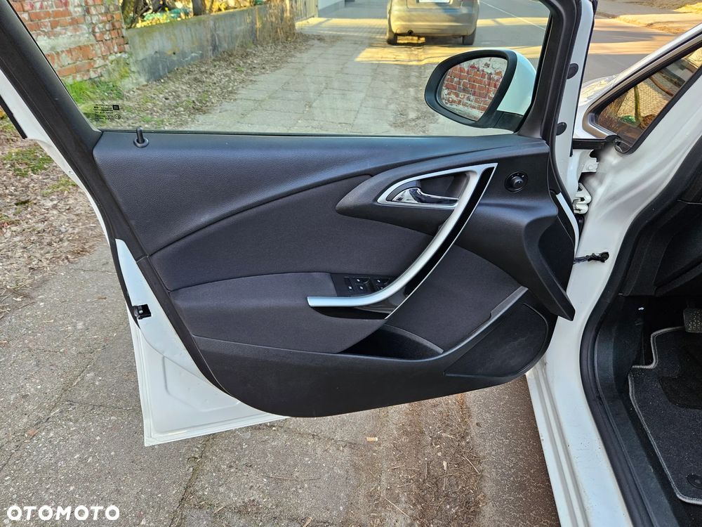 Opel Astra 1.4 Turbo ecoFLEX Start/Stop Selection - 11