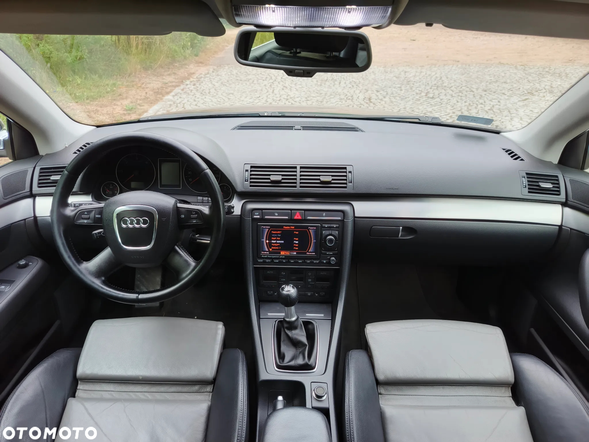 Audi A4 Avant 2.0 TDI - 8