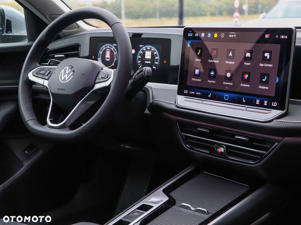 Volkswagen Passat - 16