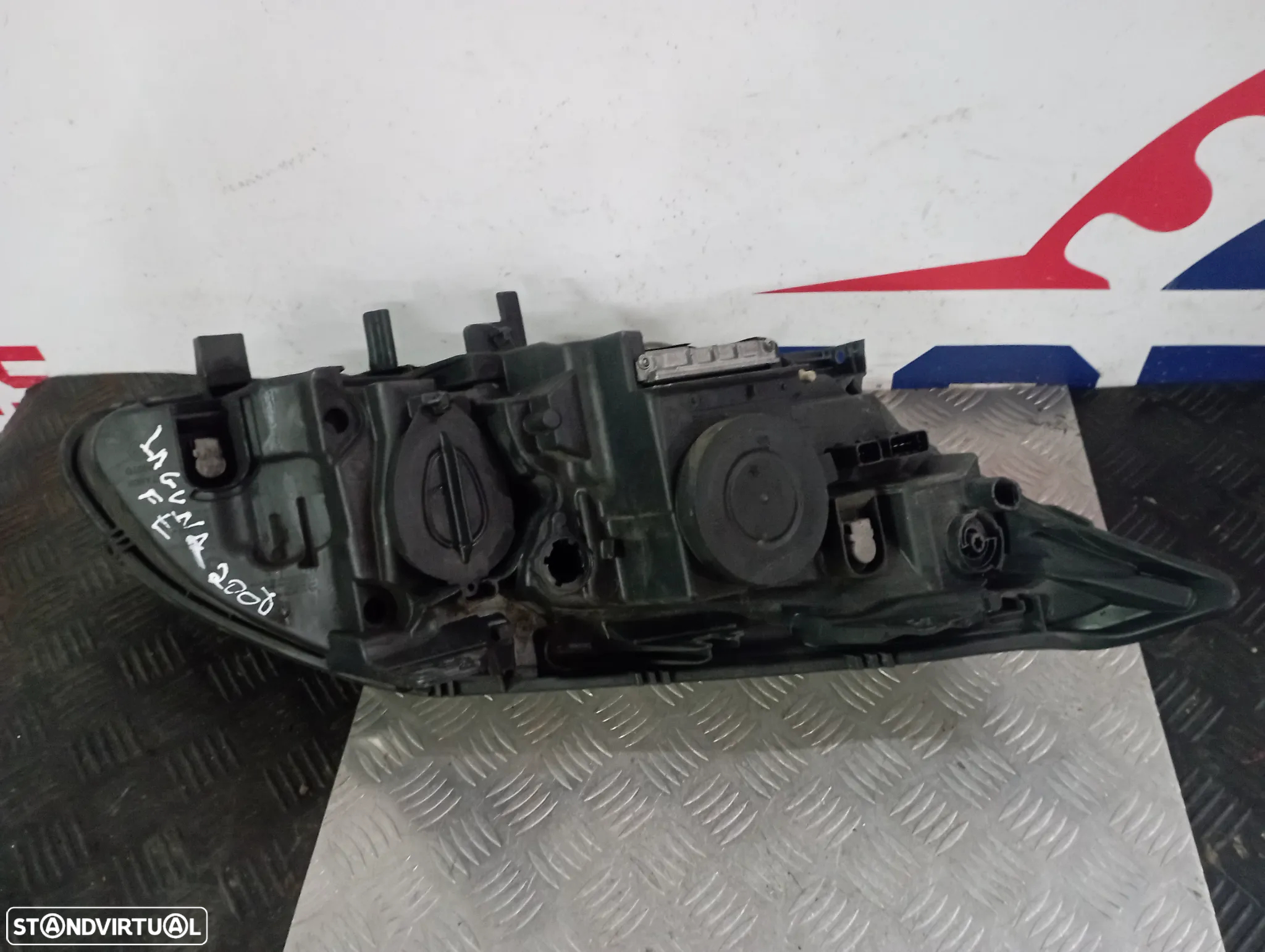 Optica Esquerda Renault Laguna III 2008 Ref. 260600035R / 89901838 - 2