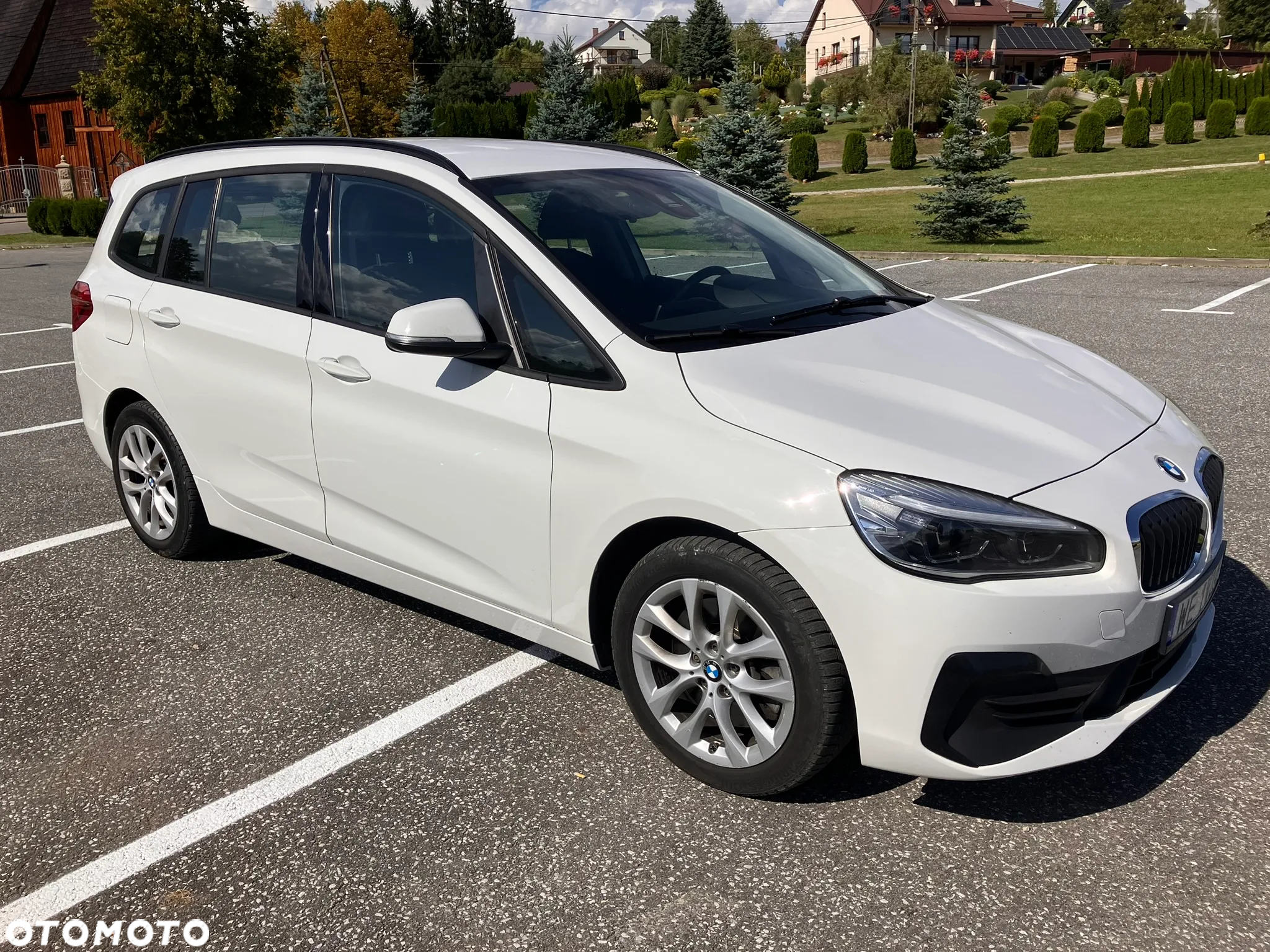 BMW Seria 2 218d - 7