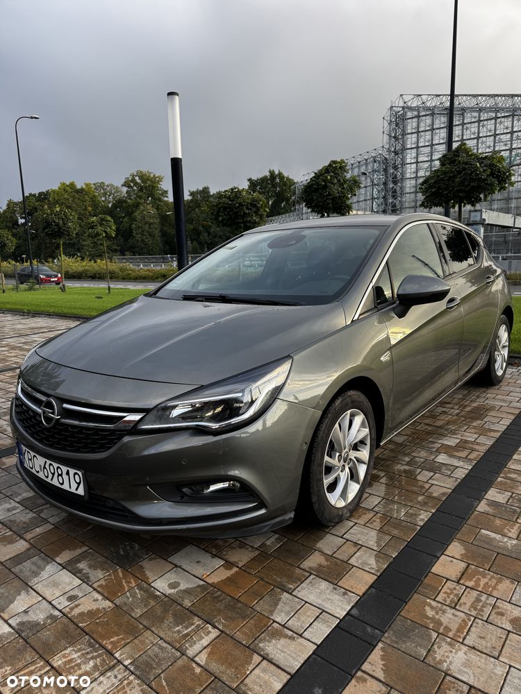 Opel Astra 1.6 CDTI Essentia - 1