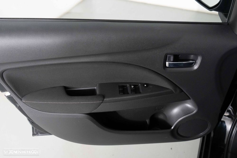 Mitsubishi Space Star 1.2 Intense - 16