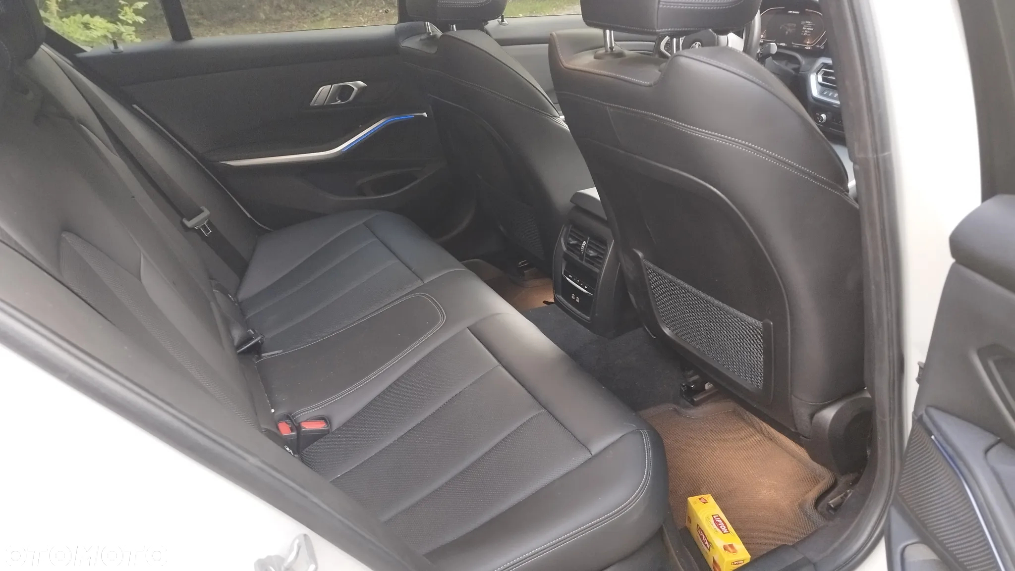 BMW Seria 3 M340i xDrive - 10
