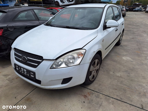 KIA CEED 1 I ED 06-09 BIAŁE DRZWI TYŁ TYLNE LEWE WD CEED 5D HB