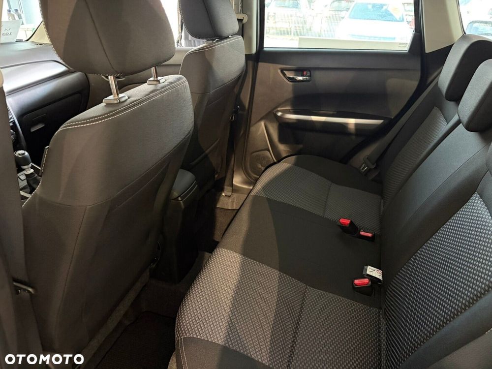Suzuki Vitara - 7