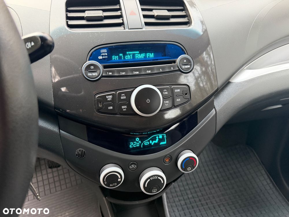 Chevrolet Spark 1.2 LTZ - 21