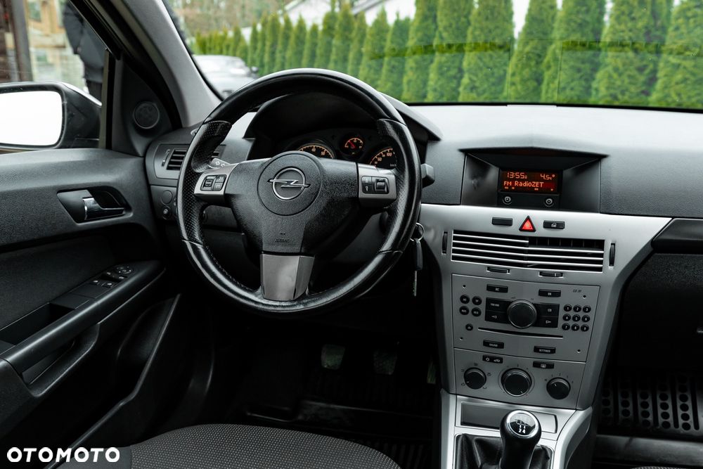 Opel Astra 1.4 Elegance - 26