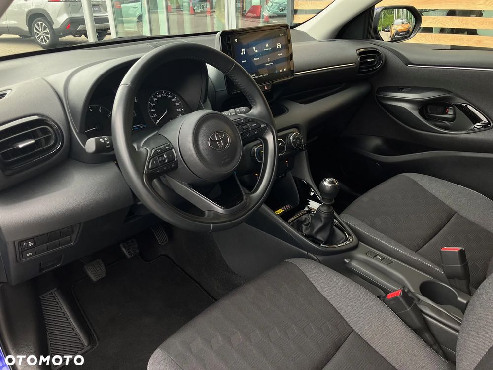 Toyota Yaris Hybrid 1.5 Style - 26