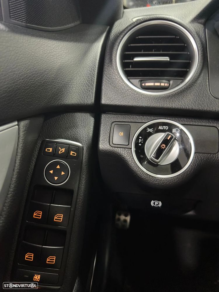 Mercedes-Benz C 250 Station CDI DPF Auto BlueEFFICIENCY Avantgarde - 15