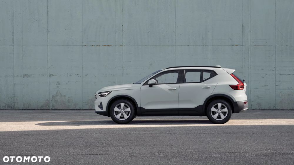 Volvo XC 40 B3 Essential - 3