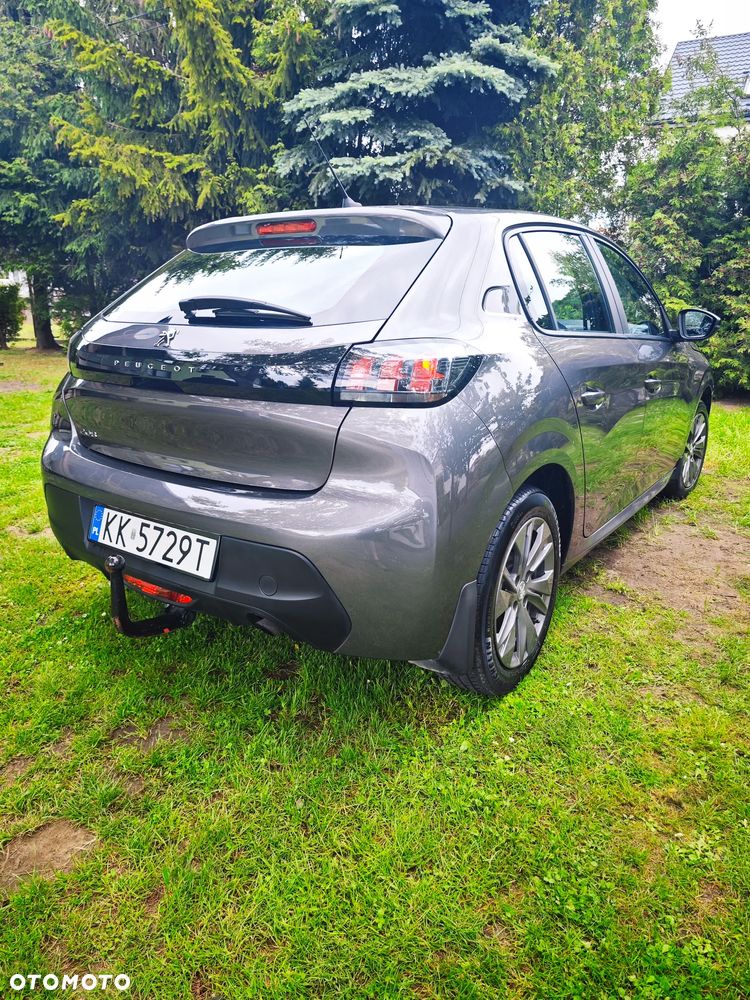 Peugeot 208 - 5