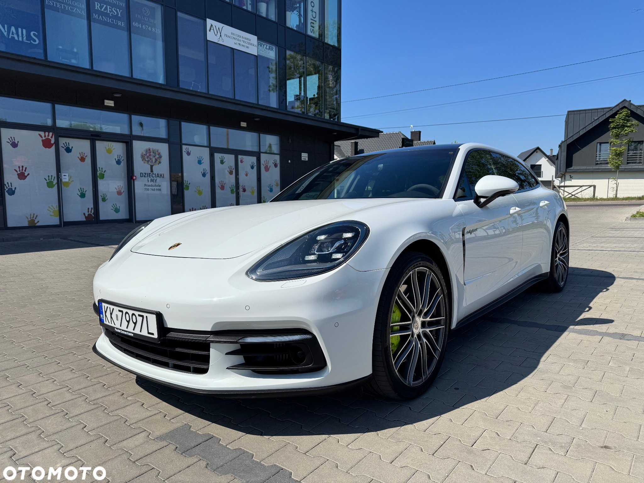 Porsche Panamera 4 E-Hybrid Sport Turismo - 12
