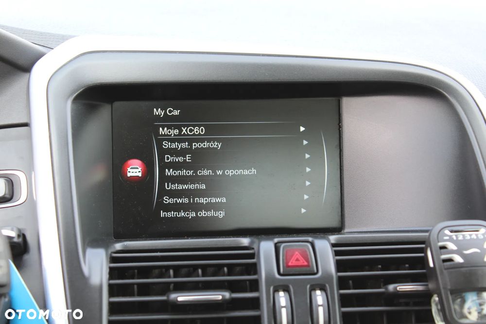 Volvo XC 60 D3 Momentum - 25