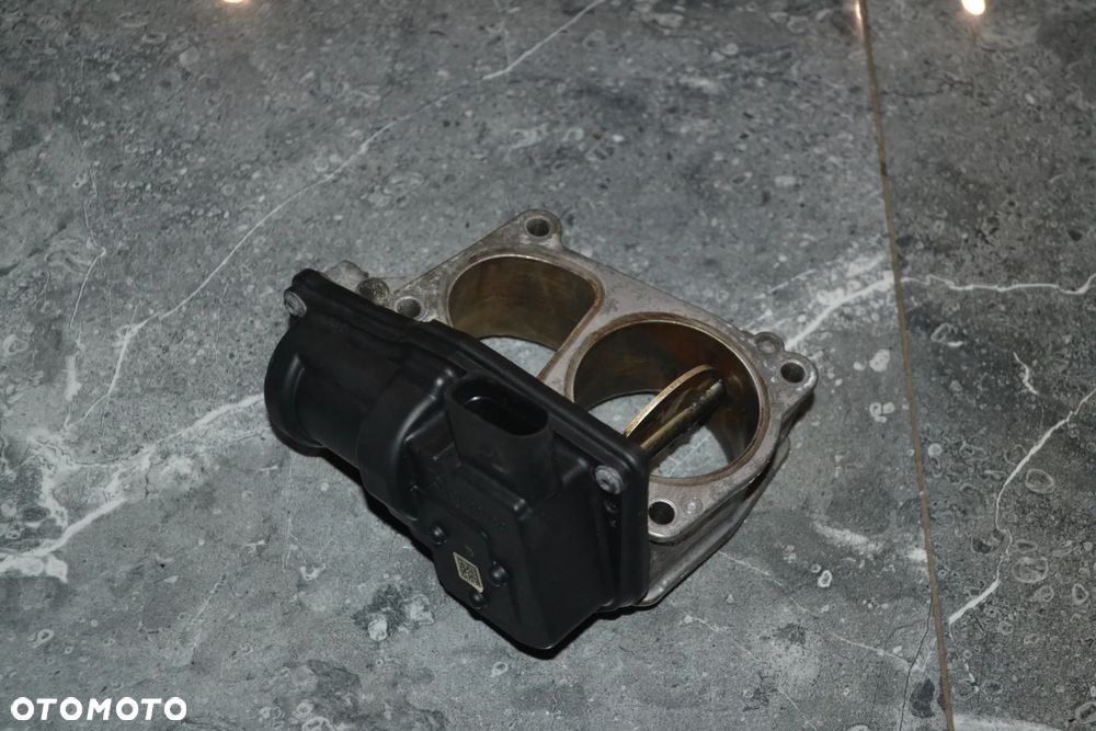 AUDI A4 B8 A5 A6 C7 A7 Q5 3,0 TDI PRZEPUSTNICA ZAWÓR EGR 059129593H - 2