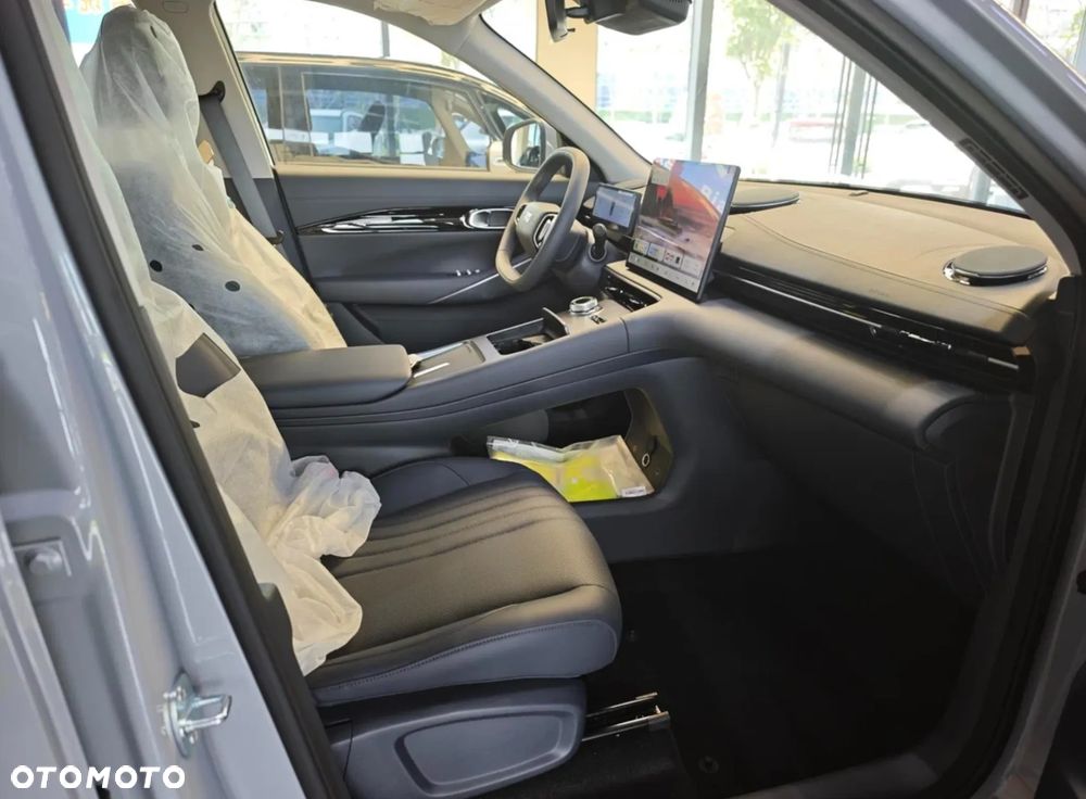 Geely EX5 - 13