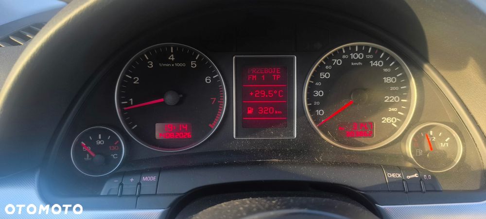 Audi A4 Avant 1.8T - 23