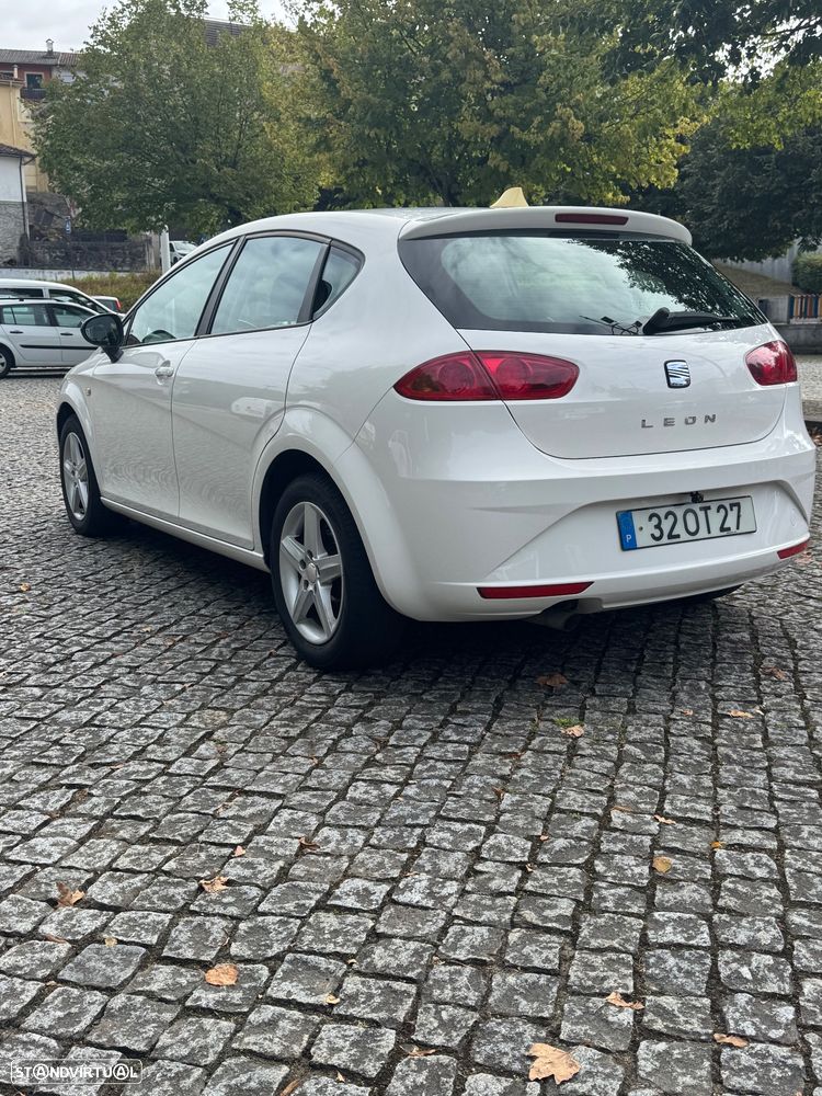 SEAT Leon 1.6 TDI DPF Sport - 4