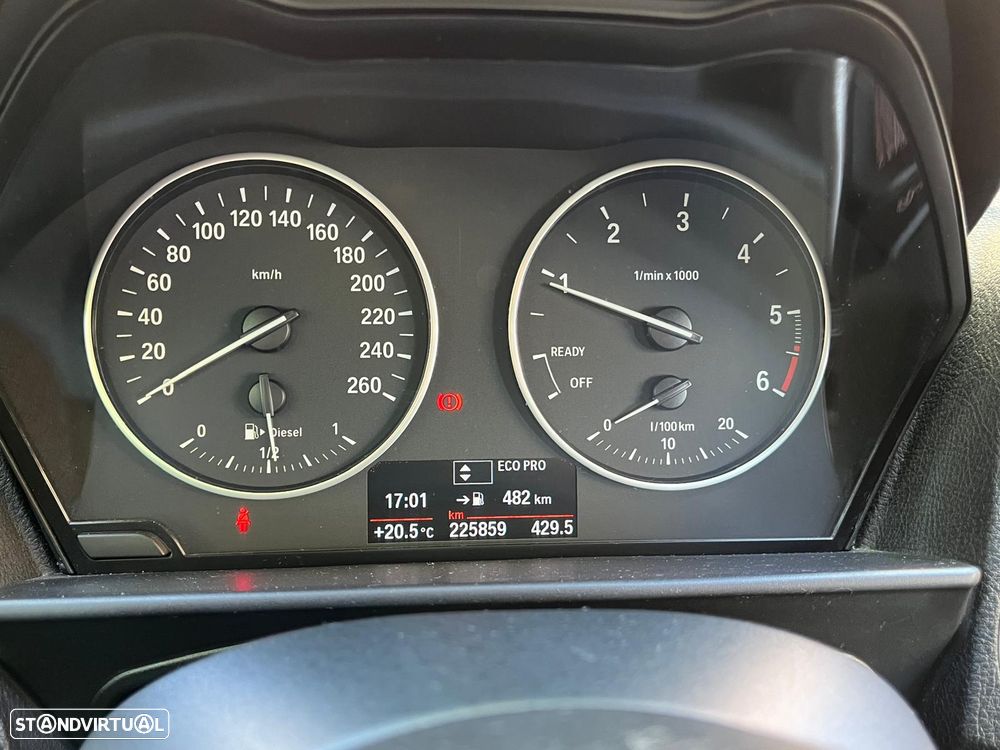 BMW 116 d Line Urban - 4