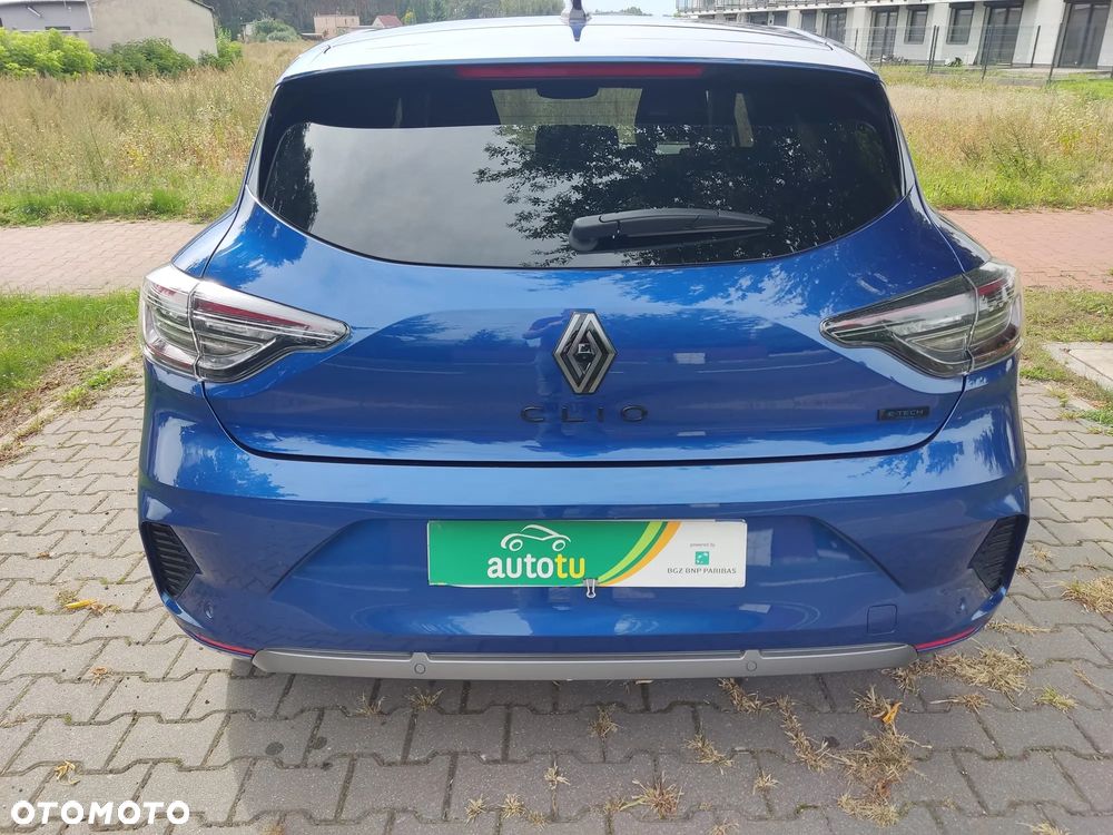 Renault Clio - 17