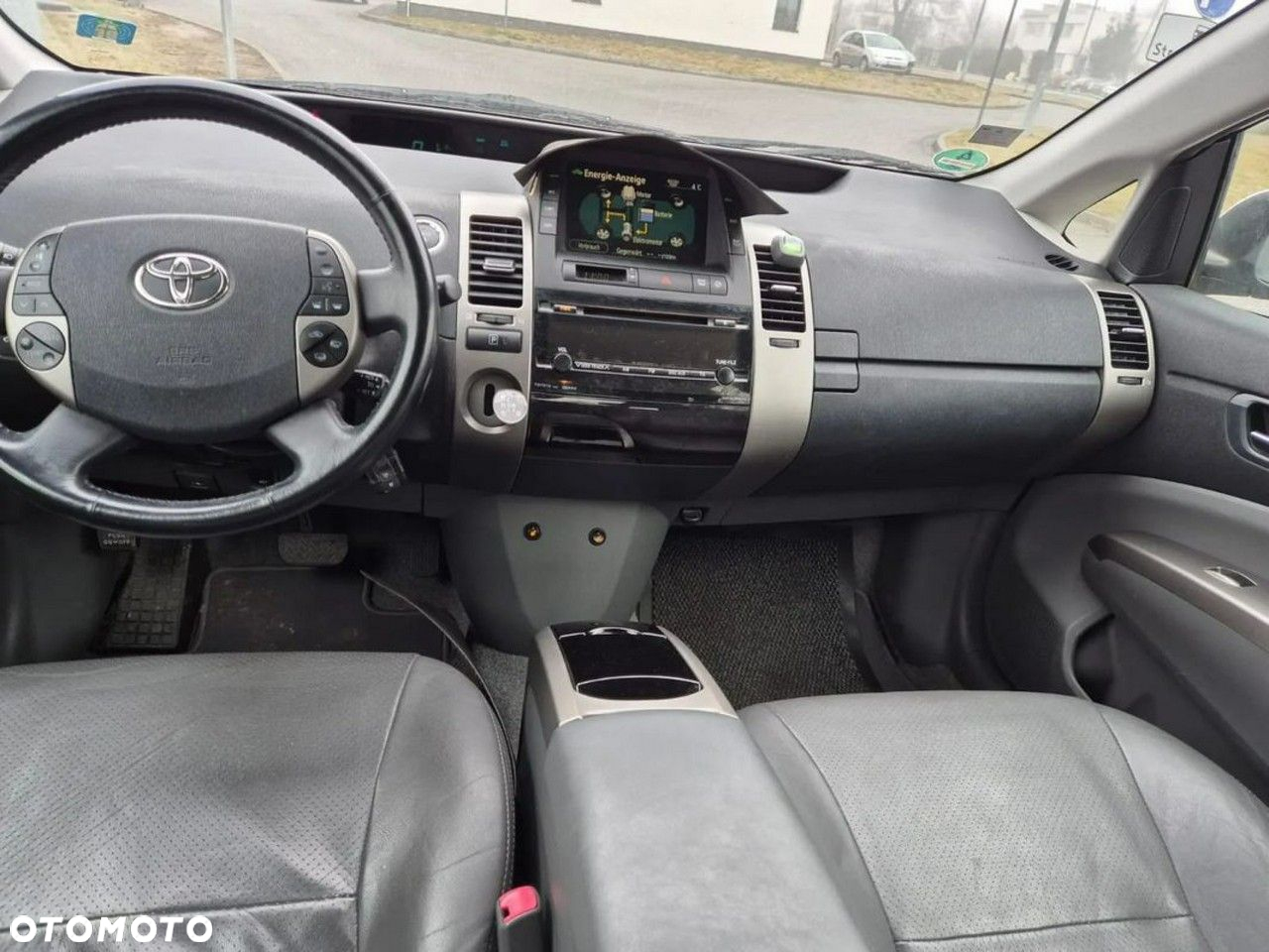 Toyota Prius - 11