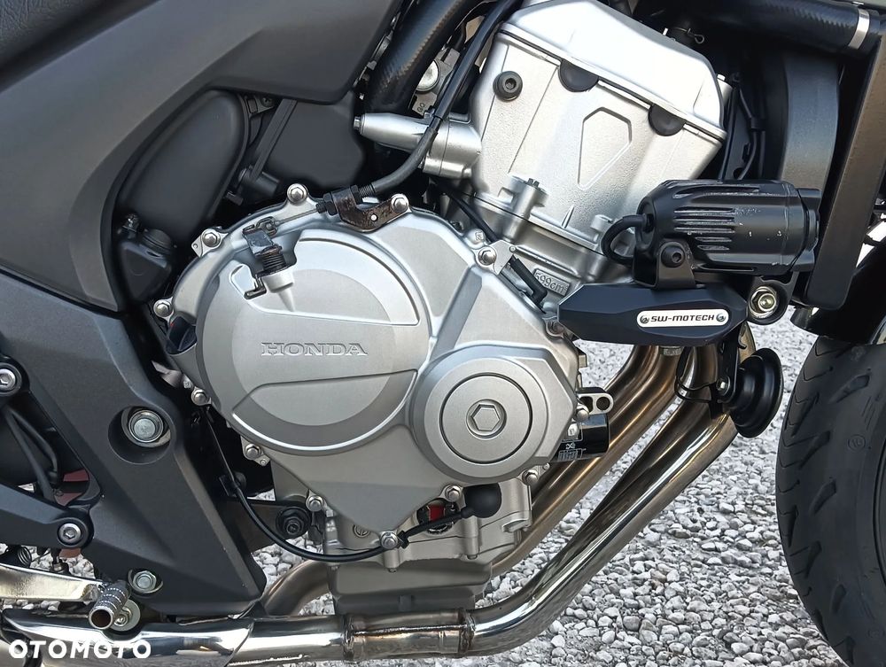 Honda CBF - 19