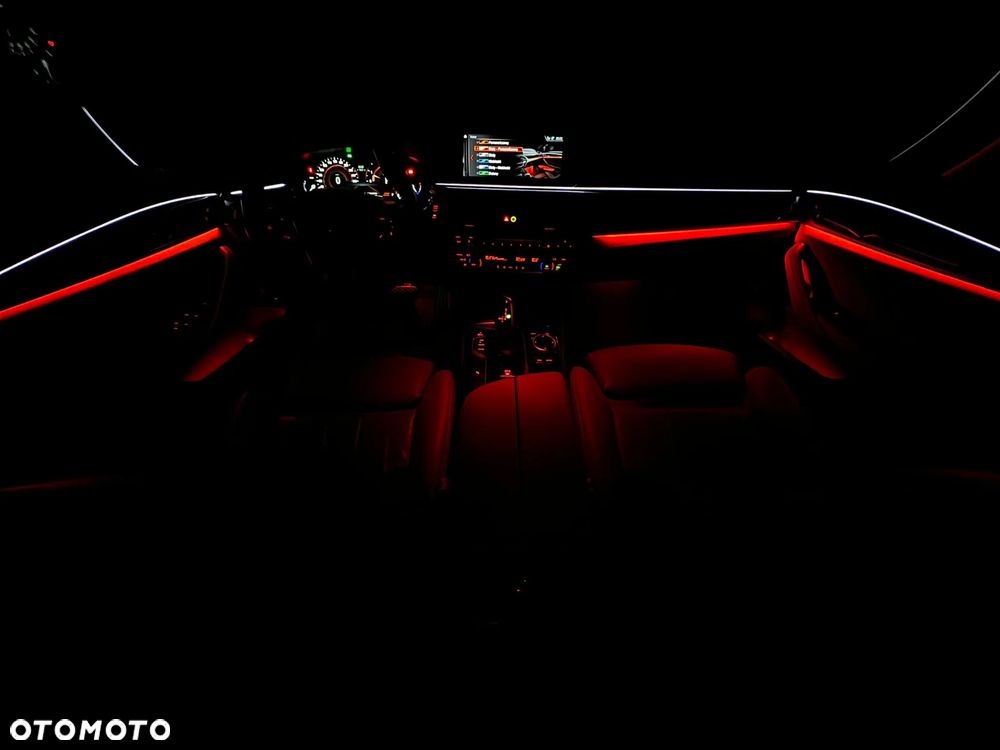 BMW Seria 5 520d Sport Line - 21