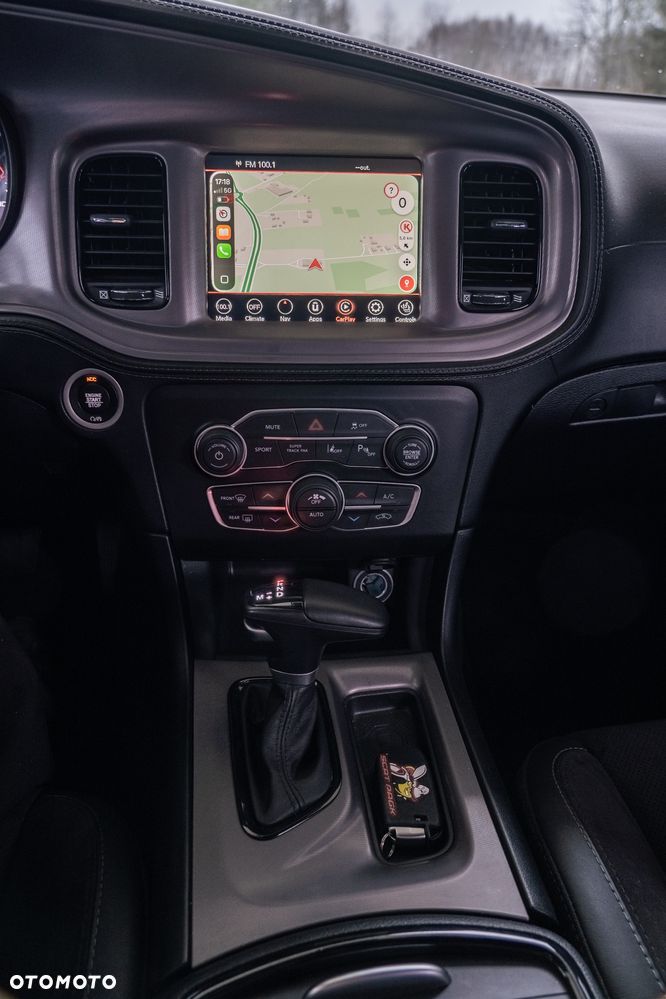 Dodge Charger 5.7 R/T - 23