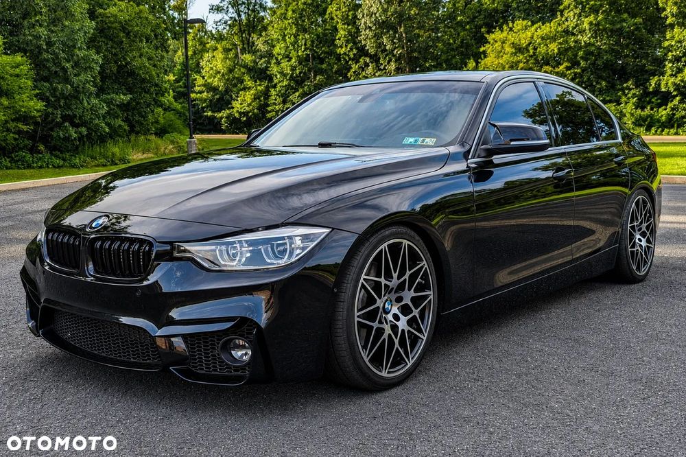 BMW Seria 3 330i xDrive Edition M Sport Shadow - 2