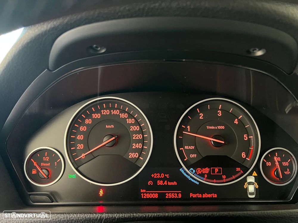 BMW 320 d Auto - 14