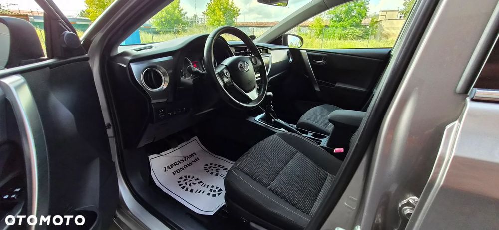 Toyota Auris 1.6 Premium - 22