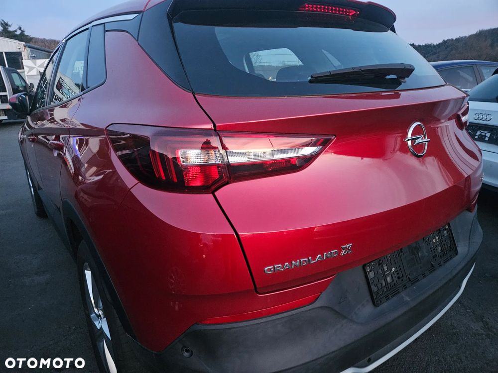 Opel Grandland X 1.2 Start/Stop Business Elegance - 9