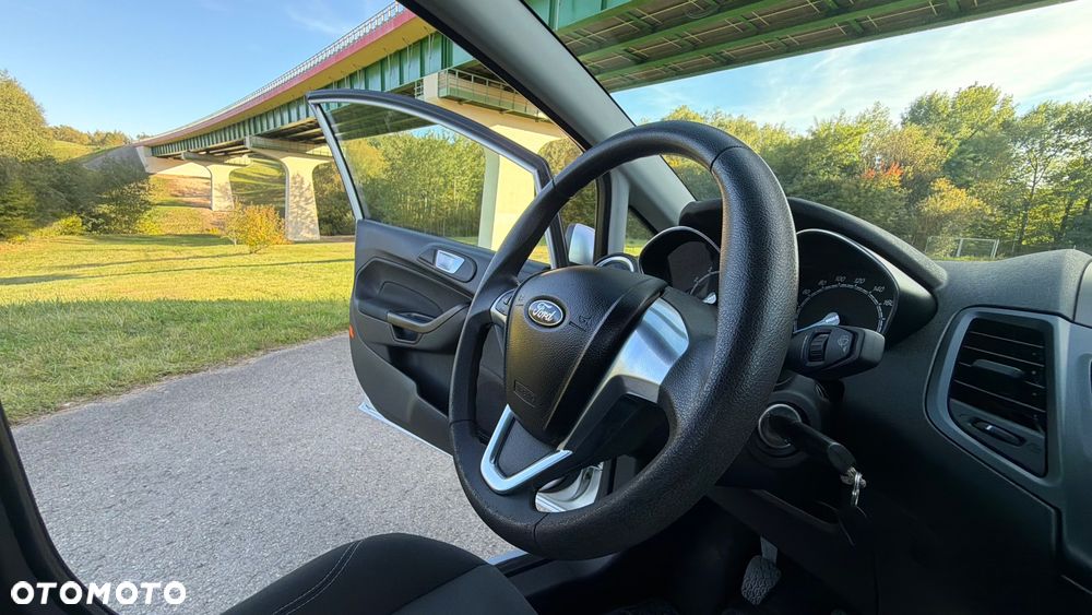 Ford Fiesta - 16